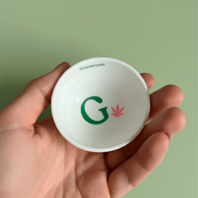 Silicon bowl by Greenery 420 morbido y firmado con el logo de la marca. Perfecto para contener tus cogollos